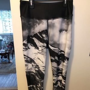 NWOT SILVER ICING Fleece Lined Leggings
